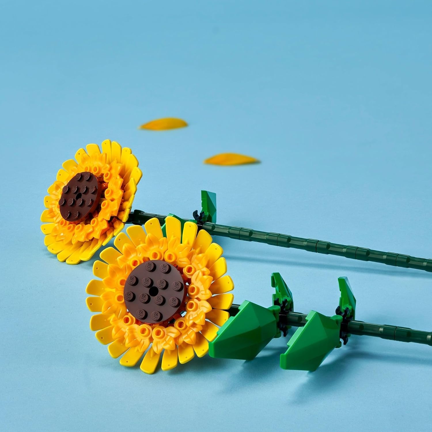 image:imageLEGO Sunflowers Building Toy for Kids Girls and Boys Ages 8 Artificial Sunflowers for Home Decor and Display Birthday Gift Idea for Lovers of Plants amp Flowers 40524Sunflowers