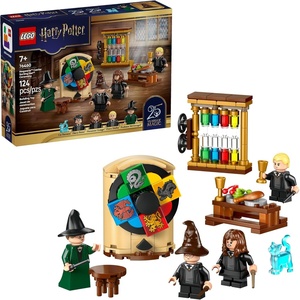 LEGO Harry Potter Hogwarts Castle: Sorting Hat Ceremony Building Toy for Boys, Girls – Pretend Play Set for Kids, Ages 7+ – W/4 Minifigures & Cat Patronus Toy Figure – Gift Idea for Birthdays – 76460