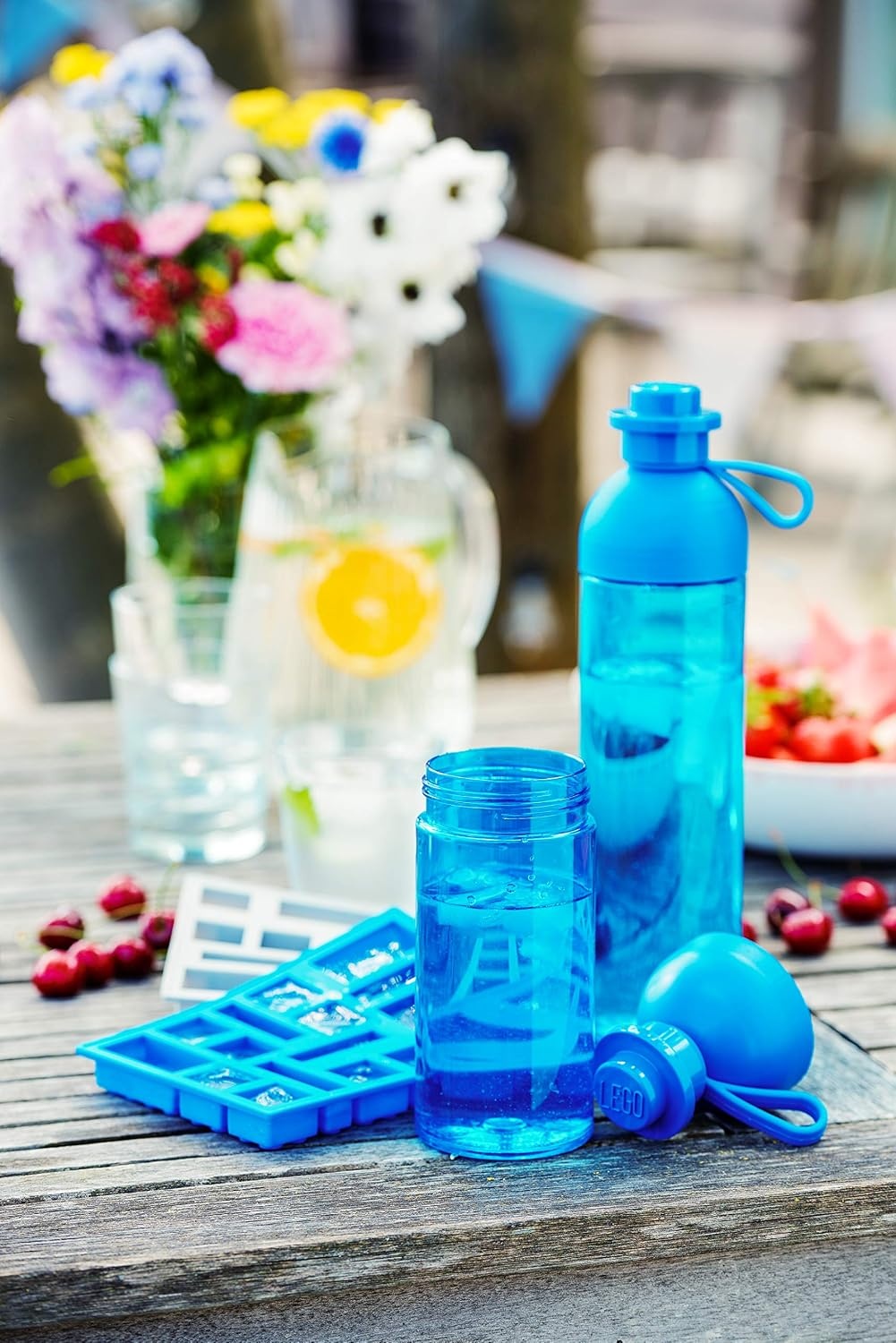 image:imageLEGO Hydration Water Bottle 500ml Transparent Blue Drinking Bottle for Toddlers Dishwasher Safe Reusable Sports CanSand Green