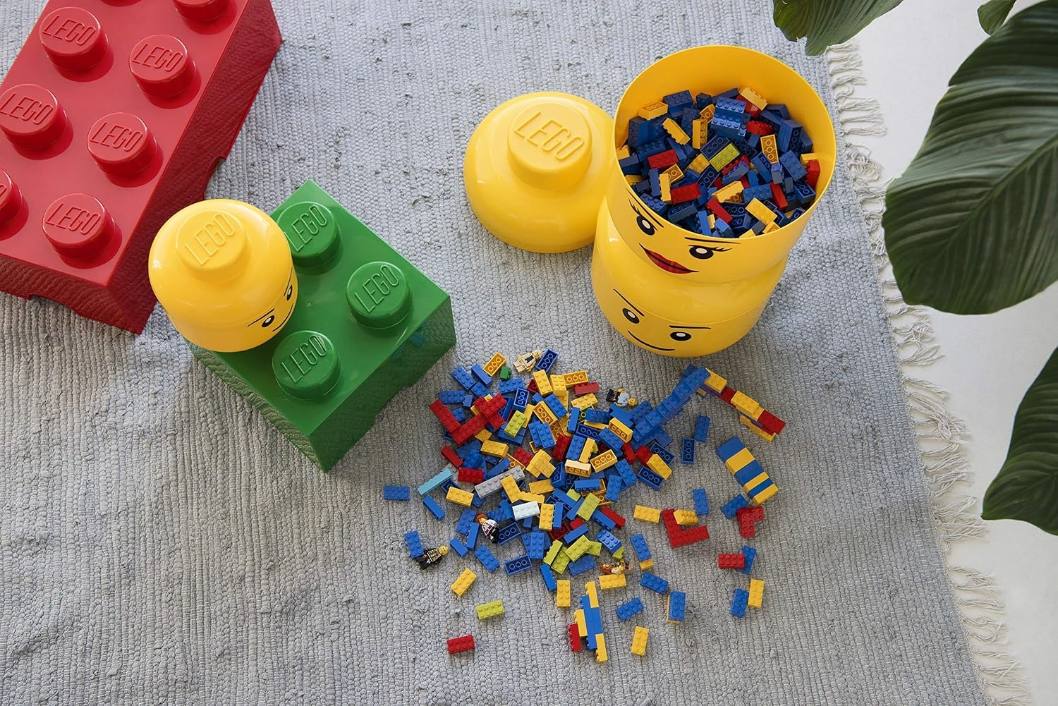 image:imageLEGO Small Winking Stackable Storage Head Girl 1 piece